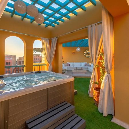 Heated Jacuzzi 2BR Apartment on Yacht view Hurghada Exterior foto