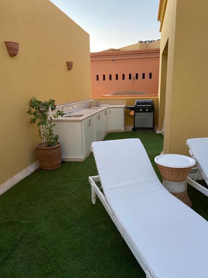 Heated Jacuzzi 2BR Apartment on Yacht view Hurghada Exterior foto